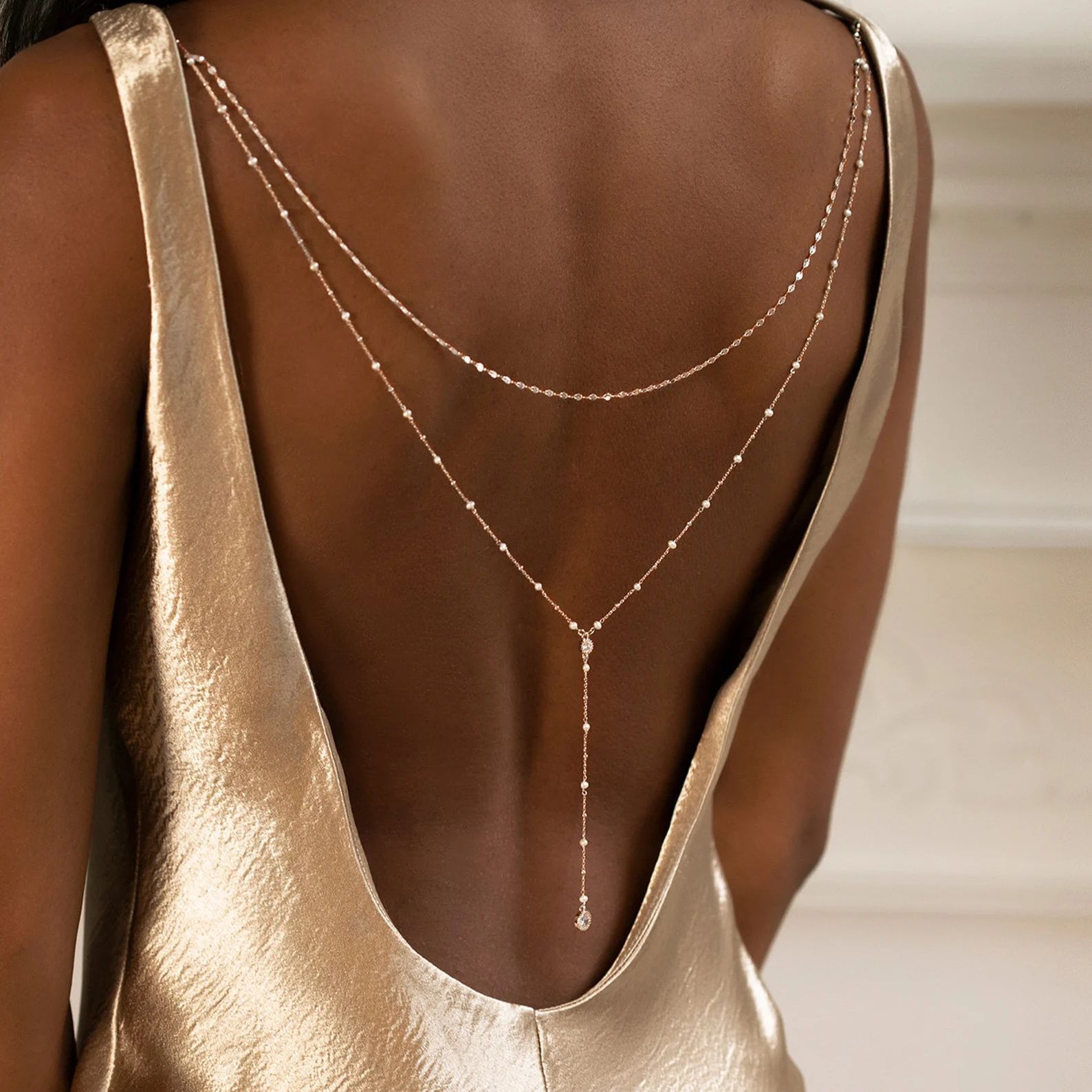 Body Jewelry For Backless Dress - Изящное позолоченное колье-цепочка с бусинами из